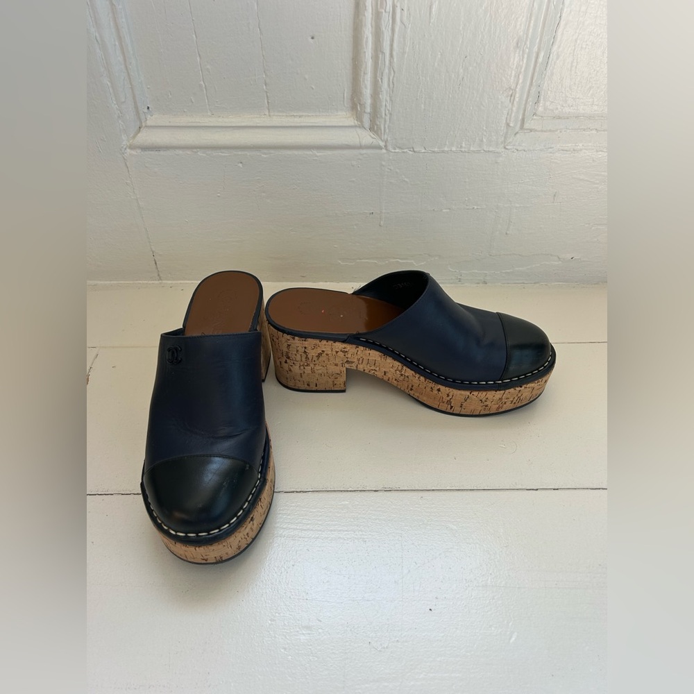 CHANEL Black and Navy Leather Clogs - Picture 11 of 13